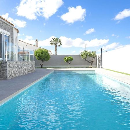 Modern Detached 4 Bed 3 Bath Villa With Private Pool Close To All Amenities Villamartín Exterior foto